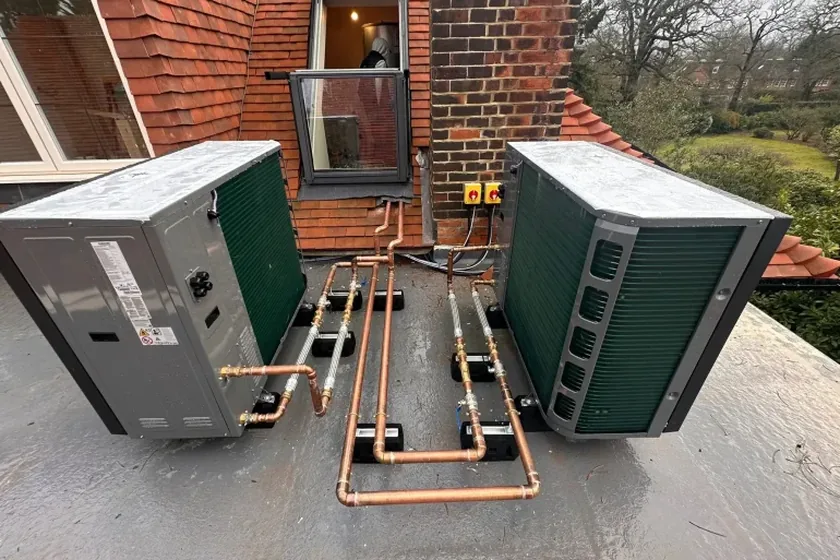 Cascade pair of air source heat pumps in Barnet EN4